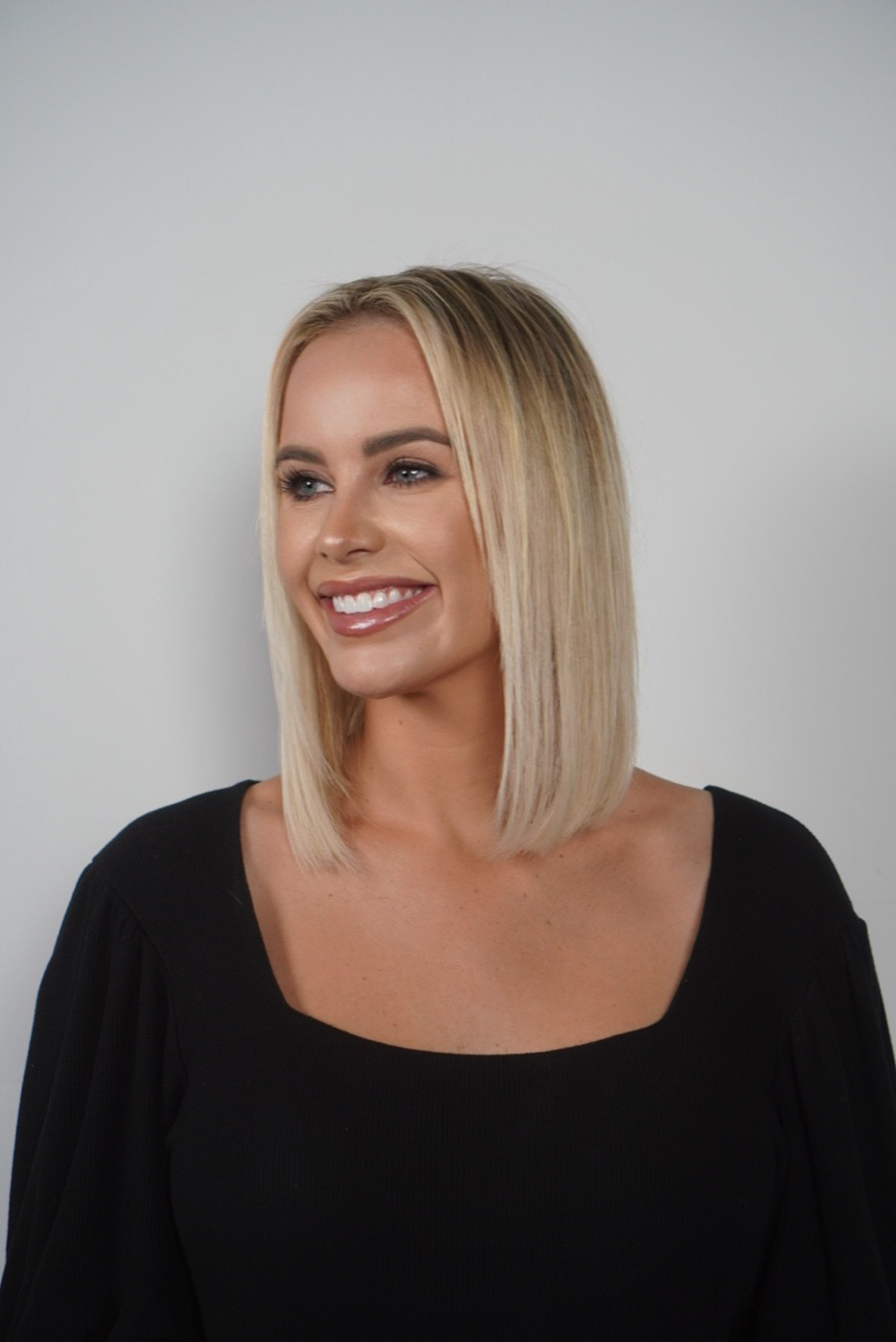 After &mdash; full, voluminous blonde lob by Studio Beige